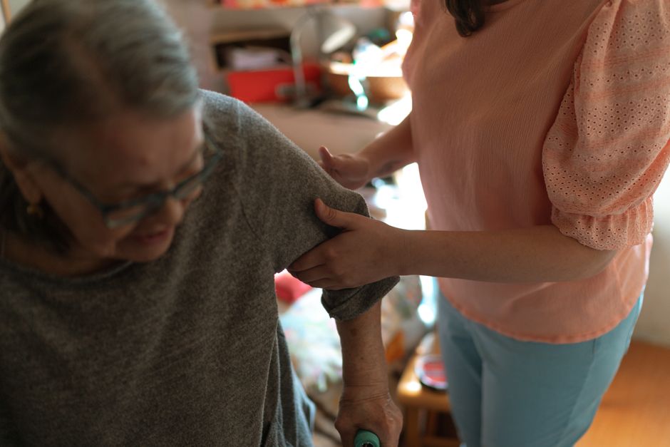 Daily Living Assistance for Indianapolis Adults: A Guide